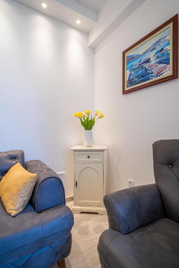 Boka View Luxury Suite - With Free Garage Parking Kotor Buitenkant foto